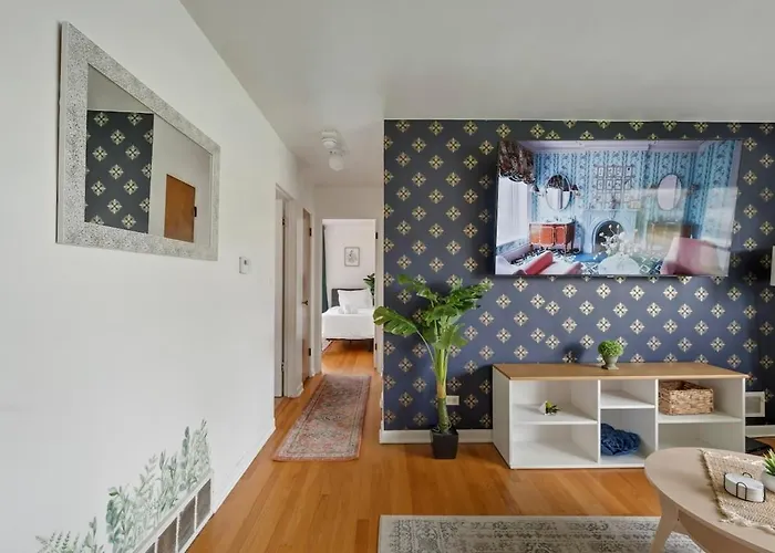Executive Retreat - 2 Parking Spaces, Sleeps 4! Apartment